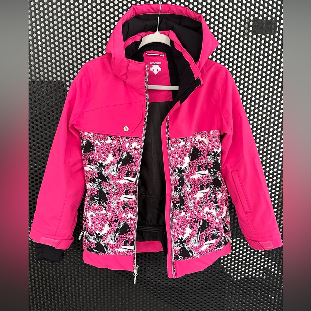 Descente jacket